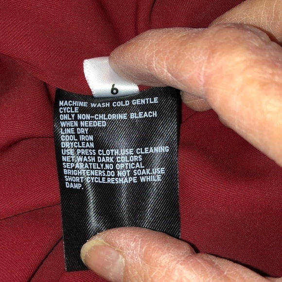 UNIQLO Red Sleeveless V Neck Sheath Dress Size Small - Picture 7 of 7